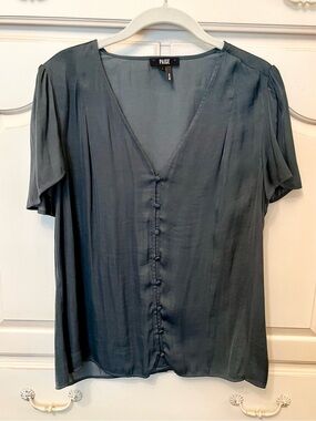 PAIGE Slate Blue Button-Front V-Neck Short Sleeve Blouse